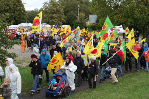 Brücken-Aktion, 18.09.2011 - Foto: Klaus Schramm - Creative-Commons-Lizenz Namensnennung Nicht-Kommerziell 3.0