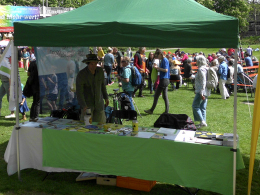Infostand am 1. Mai 2024 - Foto: Anti-Atom-Gruppe Freiburg - Creative-Commons-Lizenz Namensnennung Nicht-Kommerziell 3.0