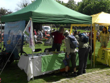 Infostand der Anti-Atom-Grupe Freiburg am 1. Mai 2024 - Foto: Anti-Atom-Grupe Freiburg - Creative-Commons-Lizenz Namensnennung Nicht-Kommerziell 3.0